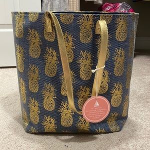 *NWT* Sail Away Pineapple Tote Bag